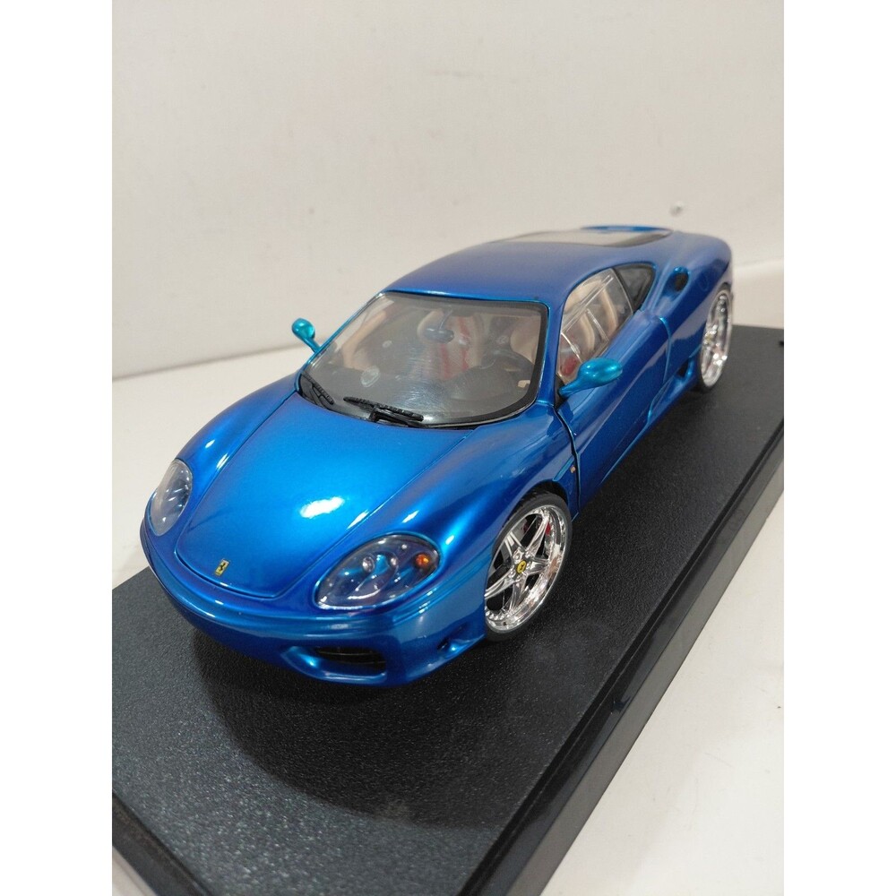 100% Hot Wheels 1:18 Die Cast Ferrari 360 Modena Supercar w/Base